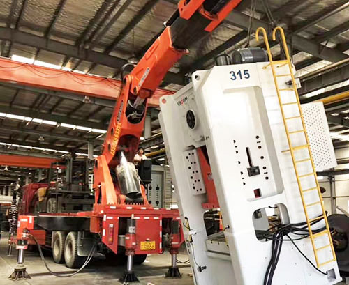 北大镇附近随车吊出租，轻松解决运输难题